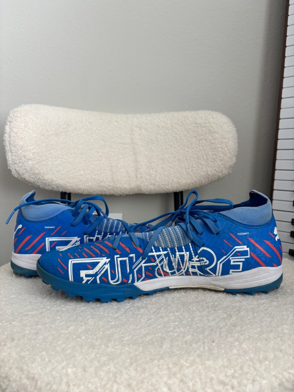 PUMA SOCCER SHOES - Picture 5 of 6